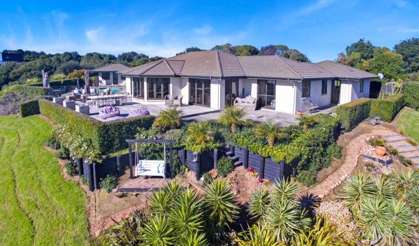 Villa 6105 in New Zealand Main Image